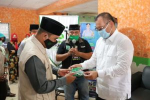 Akhyar : Gunakan Masker Cegah Covid-19, Menjaga Diri dan Orang Lain Akhyar