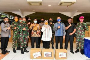 Penyerahan Sembako Ke Medan