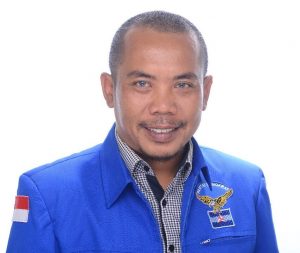 Arif Tampubolon