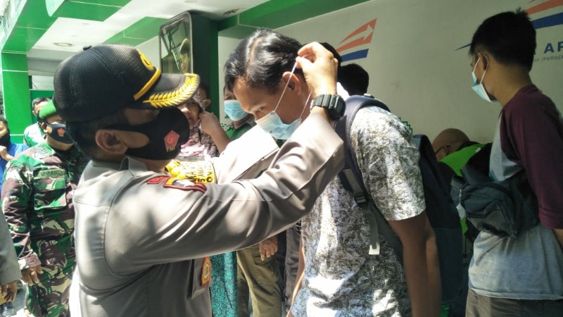 Muspika Medan Timur Kampanyekan Disiplin Pakai Masker