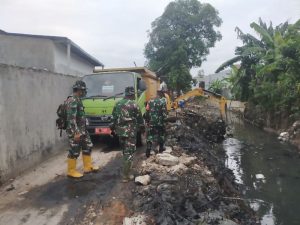 Tinjau Sasaran Fisik_1 Satgas TMMD 109 Kodim 0201/BS Tetap Kerjakan Sasaran Fisik Walau di Hari Libur