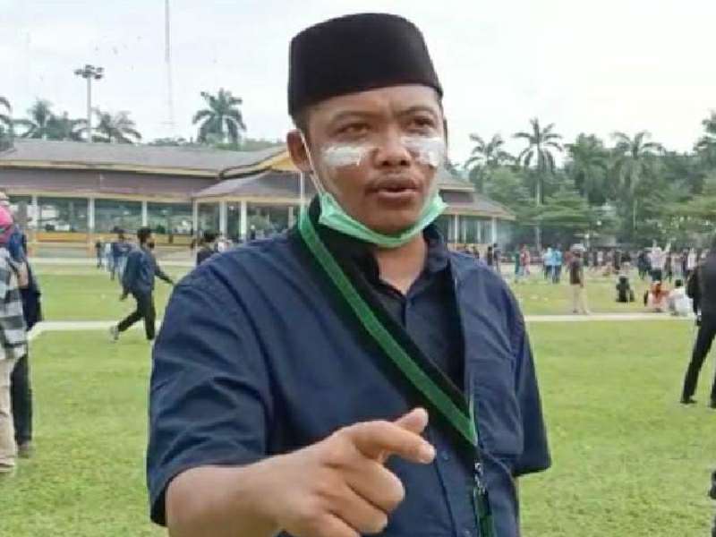 HMI Desak Polisi Buka CCTV Terkait Pelaku Pelemparan dari Atas DPRD Medan