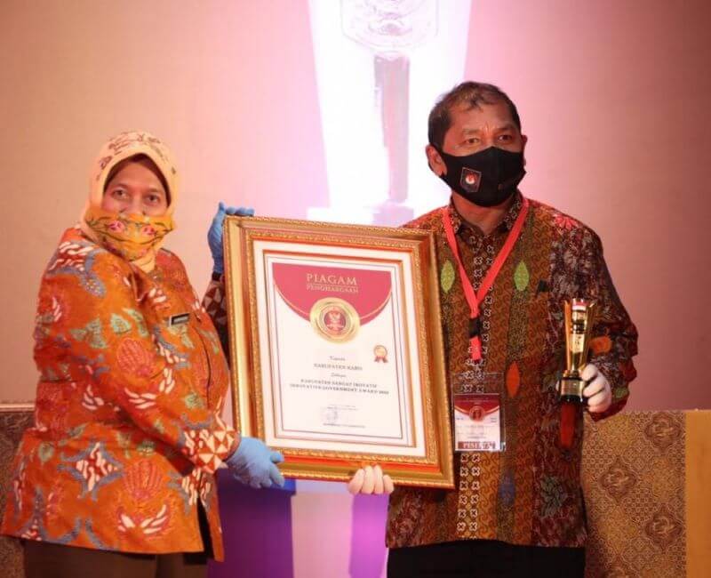 Karo Masuk Kategori Inovatif,Terkelin Brahmana Terima Penghargaan IGA Dari Mendagri RI