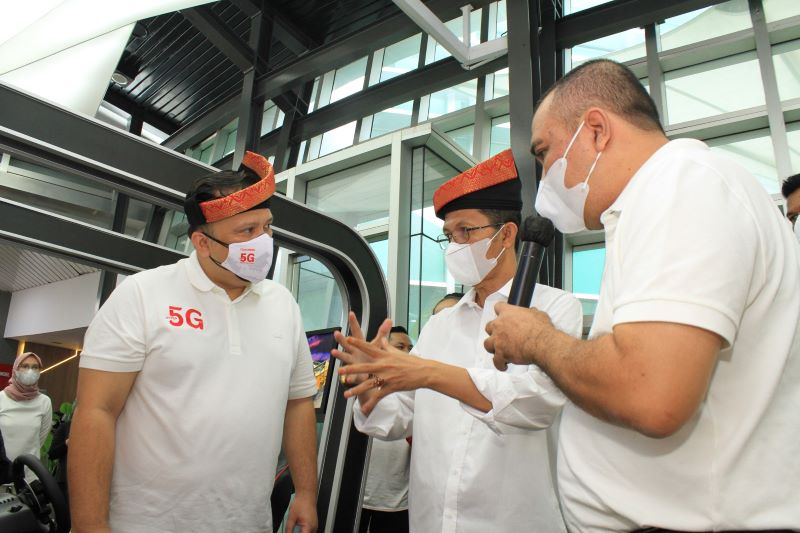 Telkomsel Bersama Schneider Electric, Dorong Pemanfaatan Teknologi 5G untuk Industri 4.0 di Indonesia