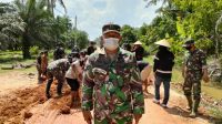 Babinsa Suak Temenggung Apresiasi Giat TMMD