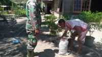Warga Kep. Suak Temenggung Coba Gunakan Pupuk Kompos Demplot TMMD