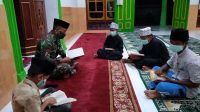 Magrib Mengaji-1 Anggota Satgas TMMD Giatkan Magrib Mengaji