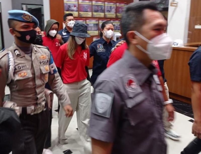 Nia Ramadhani Kenakan Baju Tahanan seperti ini penampakannya