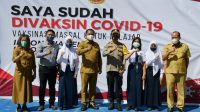 Bupati Sergai Tinjau Vaksinasi Pelajar Di SMP Negri 1 Sei Rampah