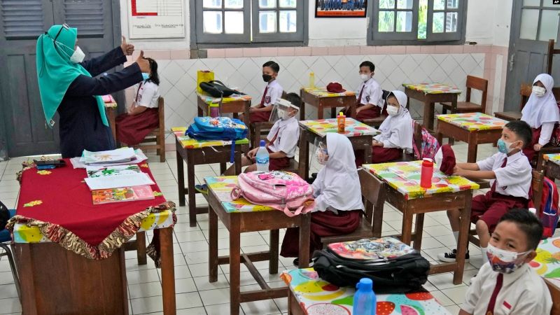 Pembelajaran Tatap Muka di Sekolah Pro Kontra, Terpapar COVID vs Generasi Asosial