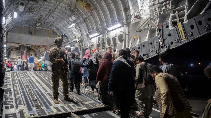 AS Berikan Pengungsi Afghanistan Hadapi Jalur Imigrasi yang Rumit