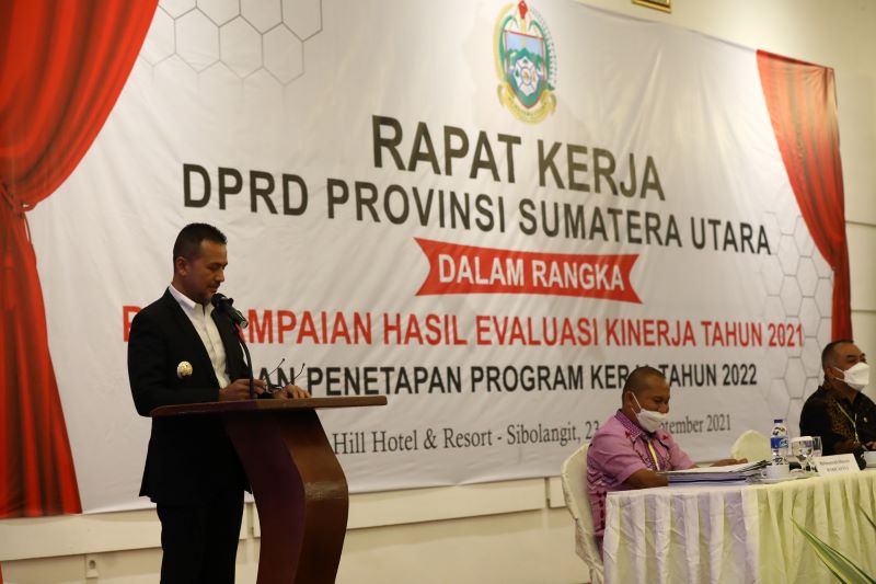 Raker DPRD Sumut di Sibolangit, Wakil Gubernur Mari Saling Koreksi untuk Sumut Maju