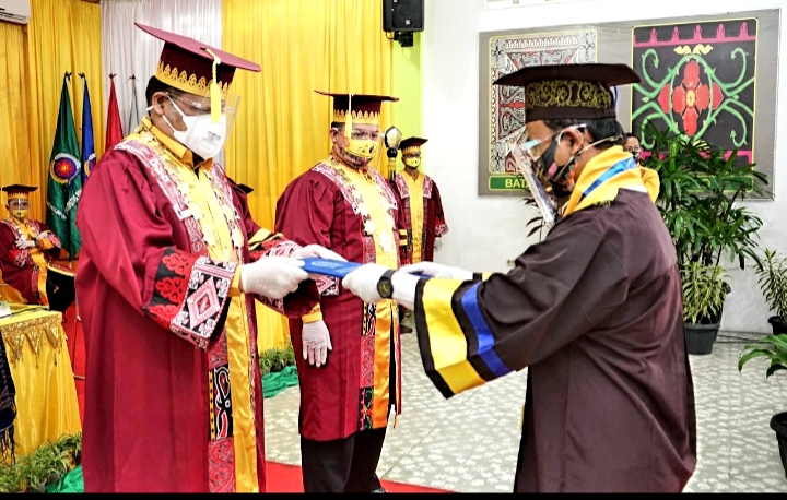 Wisuda 964 Lulusan, Unpab Siap Sejajar dengan Universitas Kelas Dunia