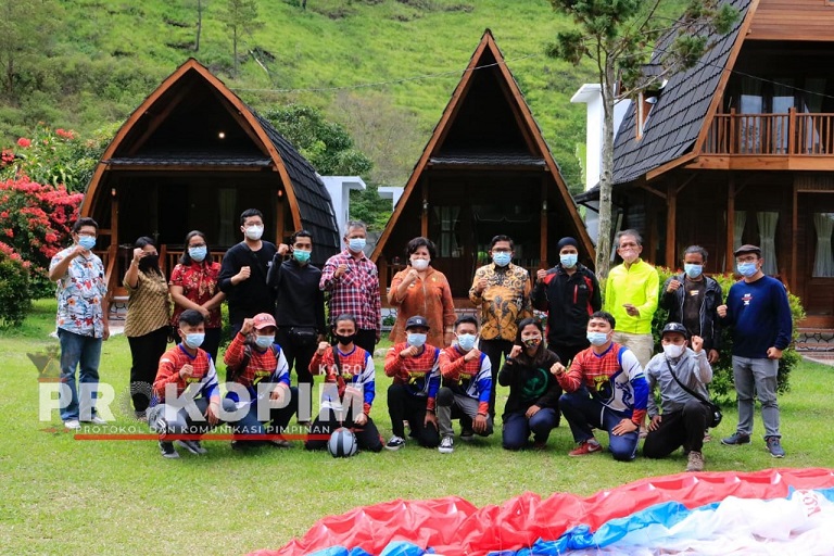 Bupati Karo Buka Pelatihan Wisata Paralayang Tongging