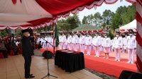 199 Kades Terpilih Dilantik, Bupati Ingatkan Jangan Lagi Ada Pengkotak - Kotakan di Masyarakat-1 199 Kades Terpilih Dilantik, Bupati Ingatkan Jangan Lagi Ada Pengkotak - Kotakan di Masyarakat