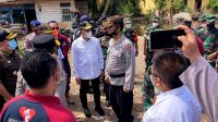 Gubernur Sumut Tinjau Banjir Madina dan Serahkan Bantuan Gubernur Sumut Tinjau Banjir Madina dan Serahkan Bantuan