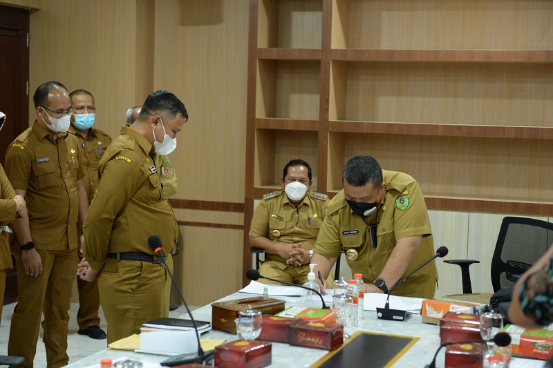 Pemprov Sumut Serah Terimakan Barang, Milik Daerah Antara Tapsel dan Padangsidimpuan