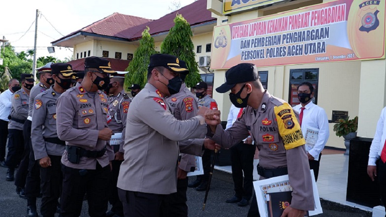 Polres Aceh Utara Gelar Upacara Korp Raport Kenaikan Pangkat