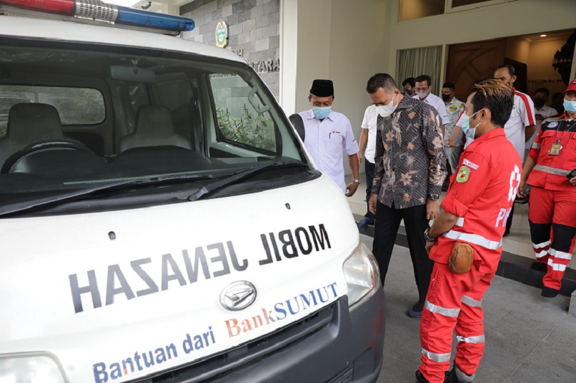 Serahkan Satu Unit Mobil Jenazah, Wakil Gubernur PMI Marelan Harus Semakin Aktif Membantu Masyarakat