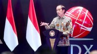 Buka Perdagangan BEI 2022, Jokowi Optimistis Pasar Modal Tumbuh lebih Baik