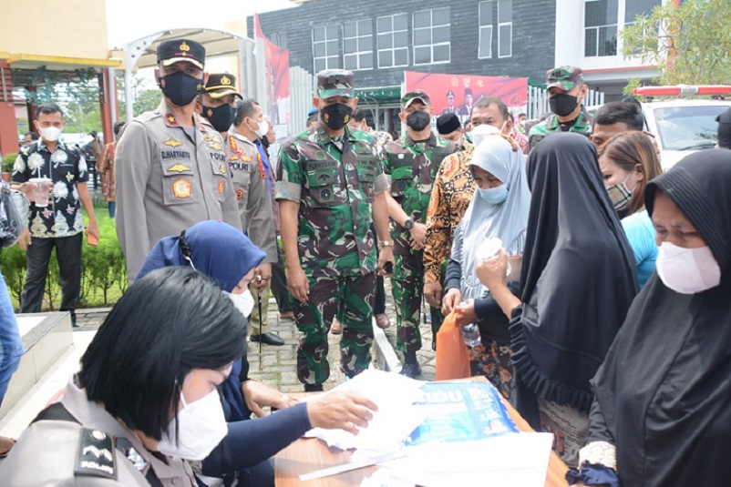 Kasdam I/BB Tinjau Vaksinasi Serentak Bersama Forkopimda Deli Serdang
