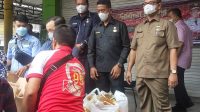 Warga Medan Terbantu Dengan Operasi Pasar Minyak Goreng Murah