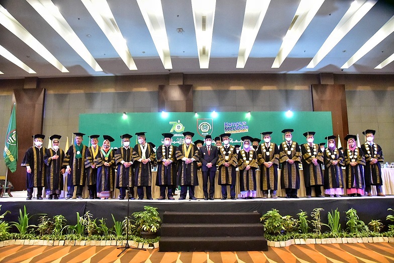 Wisuda UISU Periode I 2022, Gubernur Sampaikan Pentingnya Ilmu dan Budi Pekerti dalam Pembangunan Bangsa