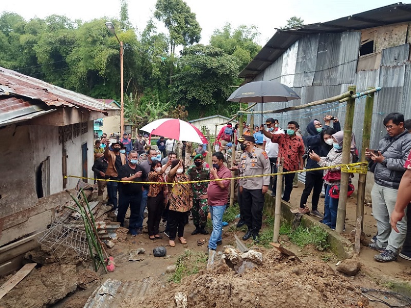 Bupati Karo Bersama Kapolres dan Dandim 0205/TK Tinjau Lokasi Turap Roboh