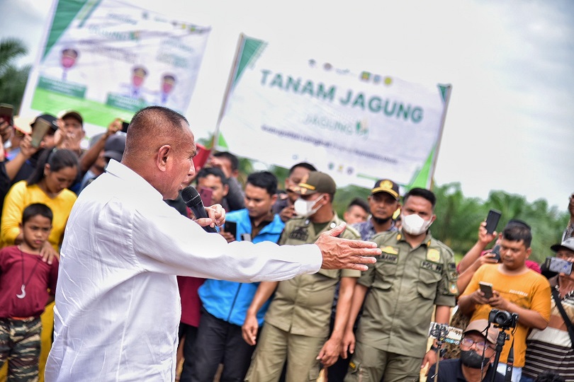 Selesaikan Konflik Lahan di Besitang, Gubernur Dialog Langsung dengan Petani