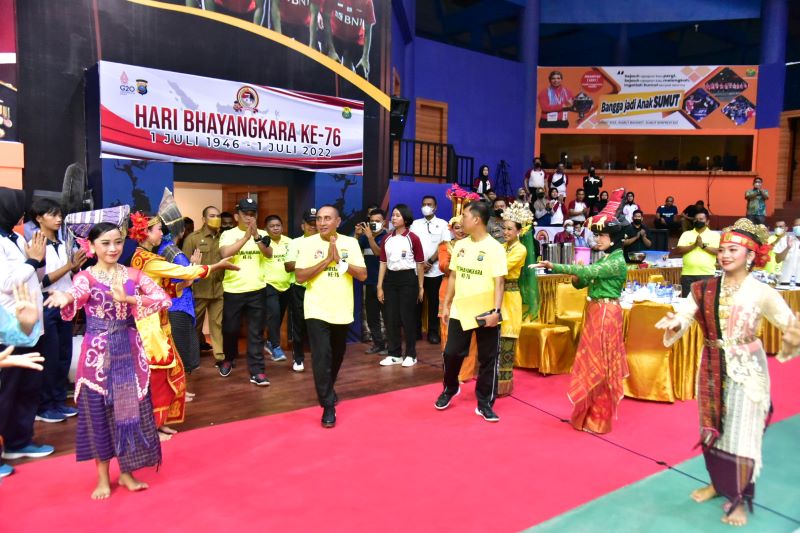 Kompetisi Badminton HUT Bhayangkara dan Kodam I/BB Dimulai, Edy Rahmayadi - Joko Suprianto Tanding Lawan Panca Putra - Hariyanto Arbi