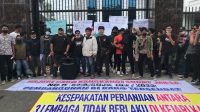 Massa "Gemuk" Karo Demo Di Kejatisu Sumut