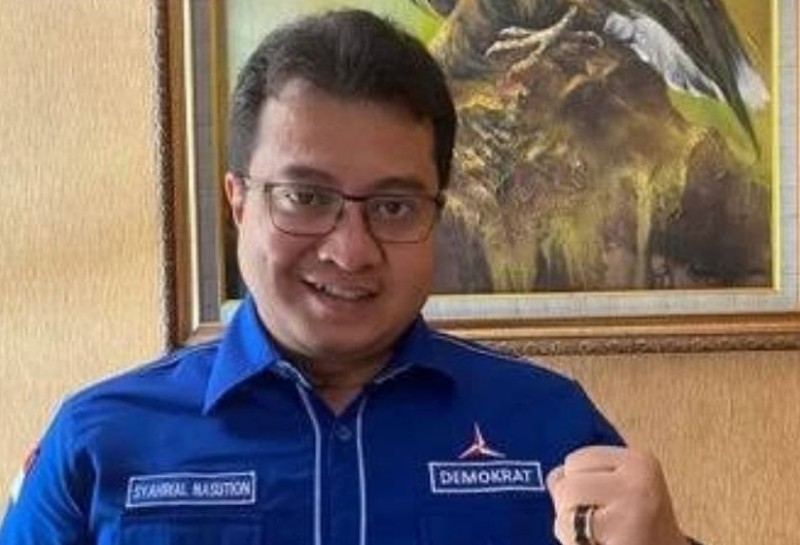 JAKARTA | kliksumut.com - Partai Demokrat tidak akan terjebak pada pilihan liga koalisi Pilpres 2024 yang tersedia. Kehadiran Ketua Umum Agus Harimurti Yudhoyono (AHY) dalam beberapa kali silaturahmi politik tingkat tinggi adalah sebuah langkah mencari solusi untuk bangsa ke depan. Tidak semata-mata membicarakan porsi kekuasaan.