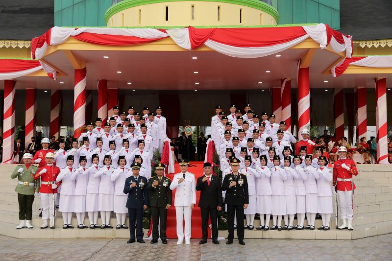 Wagub Sumut Musa Rajekshah Pimpin Upacara Penurunan Bendera HUT ke-77 RI