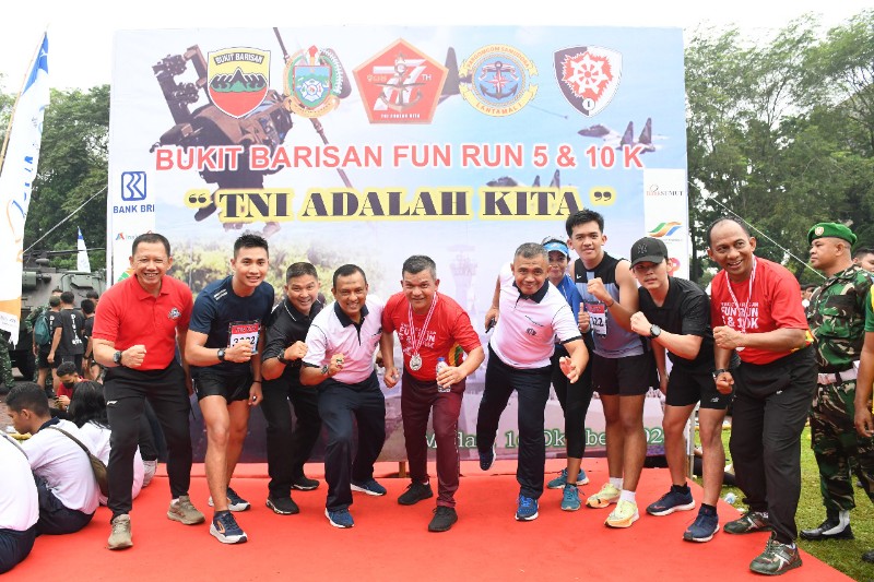 Gebyar HUT ke- 77 TNI Ta 2022 digelar kegiatan Fun Run dan TNI Expo dilapangan Benteng Medan