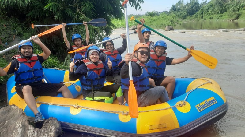 PT Pegadian Kanwil I Medan Ikut Berperan Aksi Bersih-bersih Sungai