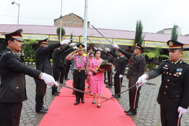 Polres Tanah Karo Lepas Personil Purna Bakti Tahun 2022