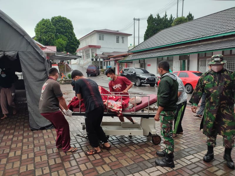 Tim Kesehatan Lapangan Kodam I Bukit Barisan Siaga Penuh di Lokasi Gempa Taput