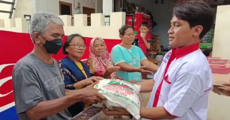 Caisar Springbed Bantu 6 Pedagang Korban Kebakaran Jamin Ginting
