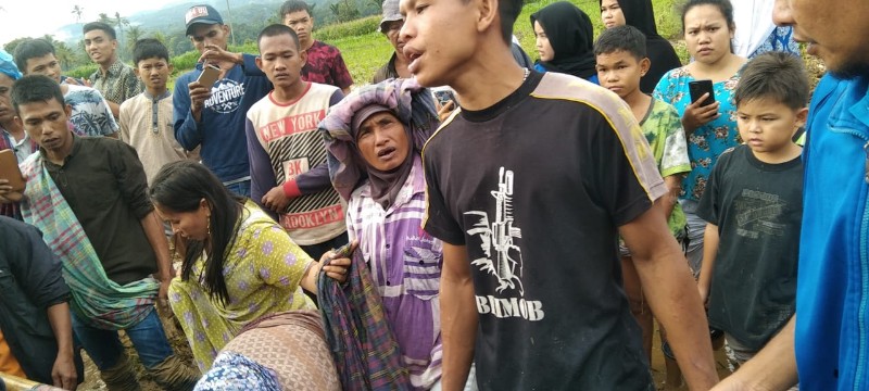 Kecamatan Darulhasanah Dihatam Banjir, 2 Orang Tewas