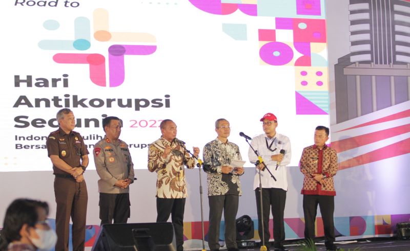 Teken Komitmen Anti Korupsi di Hakordia, Gubsu Minta KPK Sering Awasi Pemprov Sumut