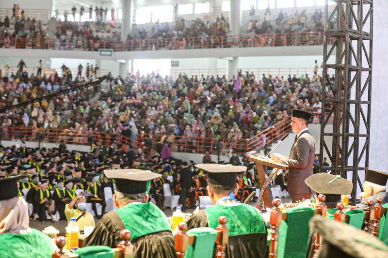 3.066 Wisudawan UINSU, Wagub: Berpikirlah Ciptakan Lapangan Kerja