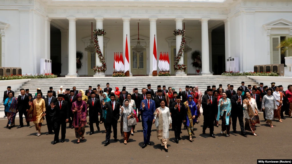 Jokowi akan Segera Rombak Kabinet
