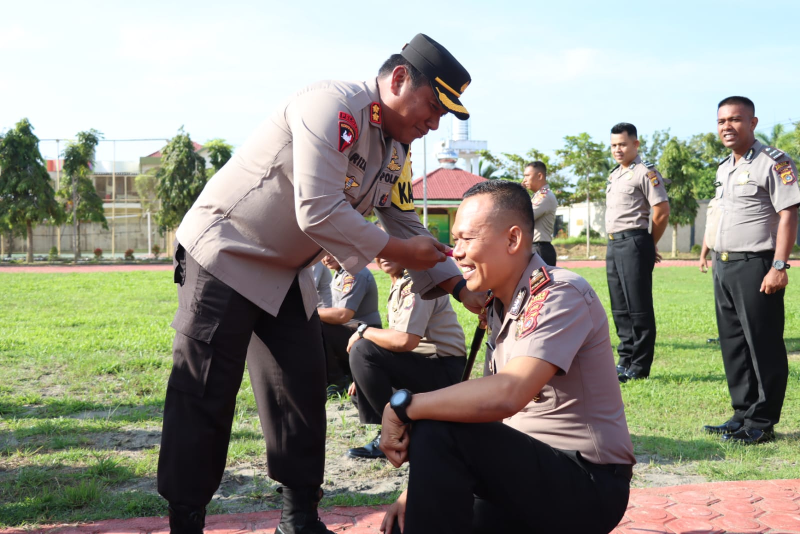 Kapolres Aceh Utara Pimpin Upacara Kenaikan Pangkat Perwira dan Bintara