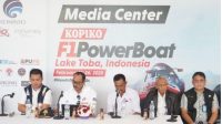 Indonesia Catat Penghargaan MURI Pendaratan Pertama Seaplane di Atas Danau