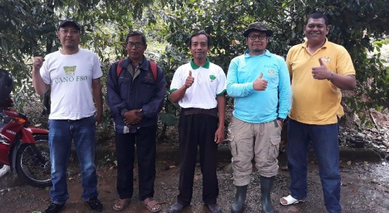 Ketua Pemuda Tani HKTI Kendal Kunjungi Petani di Patean