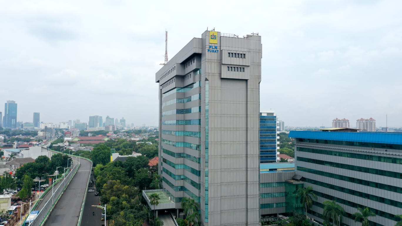 PT Perusahaan Listrik Negara (Persero) atau PLN berhasil mencatat penjualan listrik terbaik pada tahun 2022. Yakni sebesar 270,82 terawatt hour (TWh) dengan total 85,28 juta pelanggan.