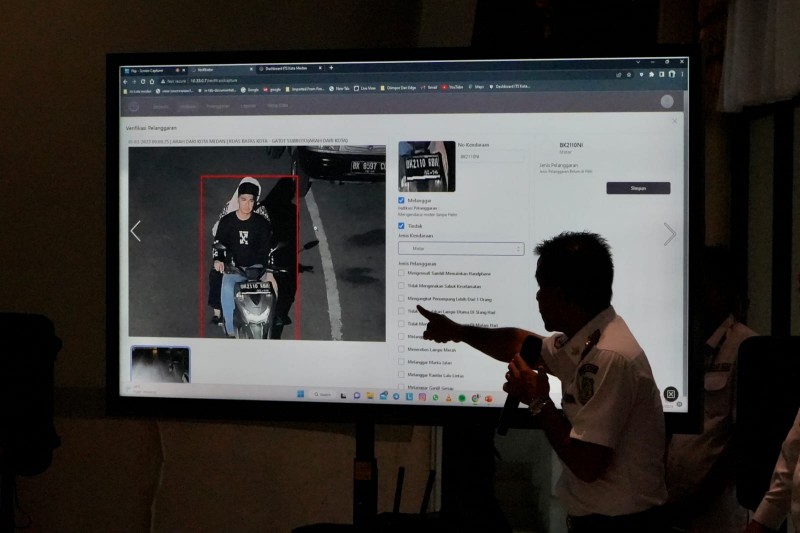 Pemko Medan Serahkan Aplikasi LEV kepada Poldasu