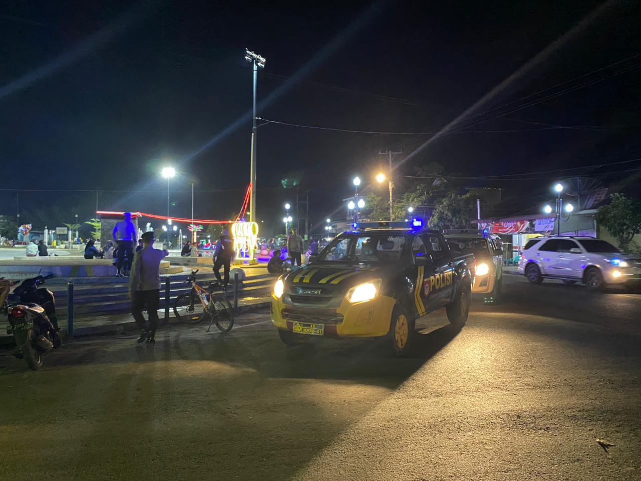 Personil Polres Tapteng Giat Patroli Dialogis dan Patroli Blue Light Gabungan
