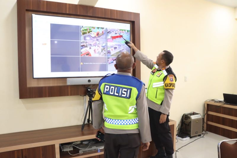 Kapolres Tanah Karo Pantau Arus Jalur Lintas Kabupaten Karo