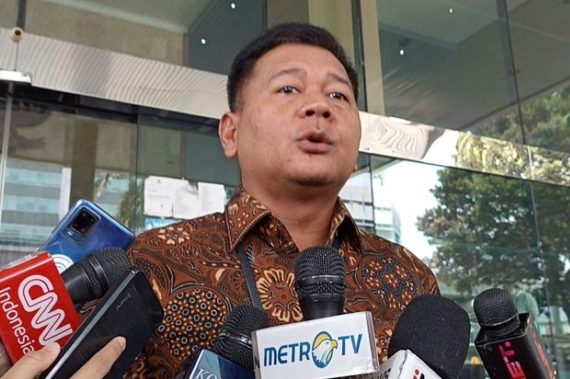 Merasa Tidak Wajar Dicopot Ketua KPK, Brigjen Endar Priantoro Melawan